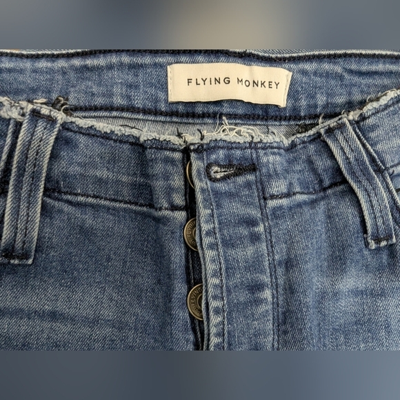 Flying Monkey Mid-Rise Distressed Jeans, Size 31 - Picture 11 of 13